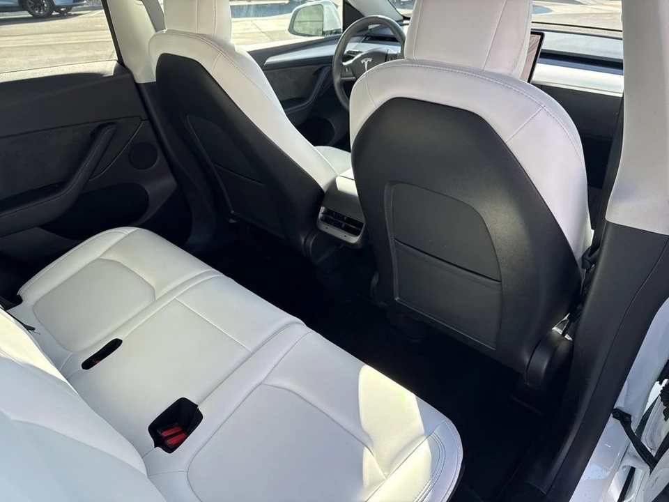 2023 Tesla Model Y - Image 20 of 21