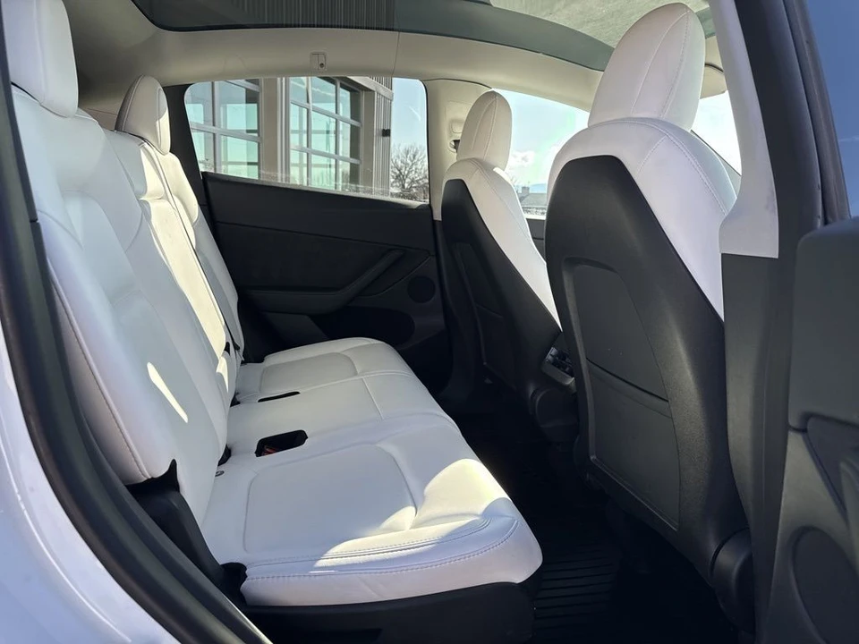 2023 Tesla Model Y - Image 21 of 21