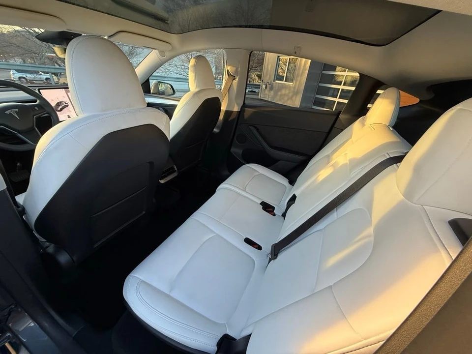 2023 Tesla Model Y - Image 13 of 21