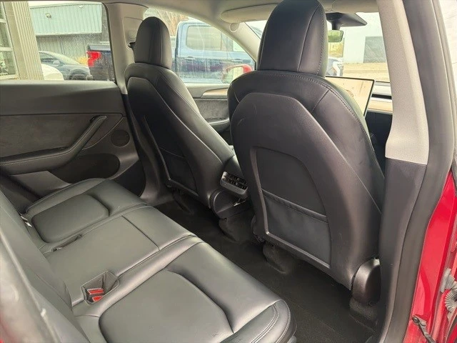 2023 Tesla Model Y - Image 17 of 21