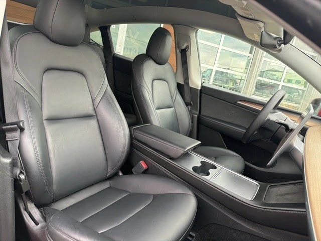 2023 Tesla Model Y - Image 21 of 21
