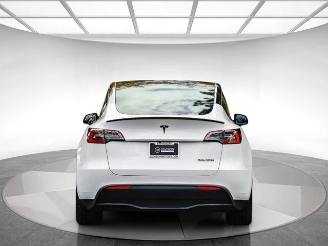 2023 Tesla Model Y - Image 3 of 12