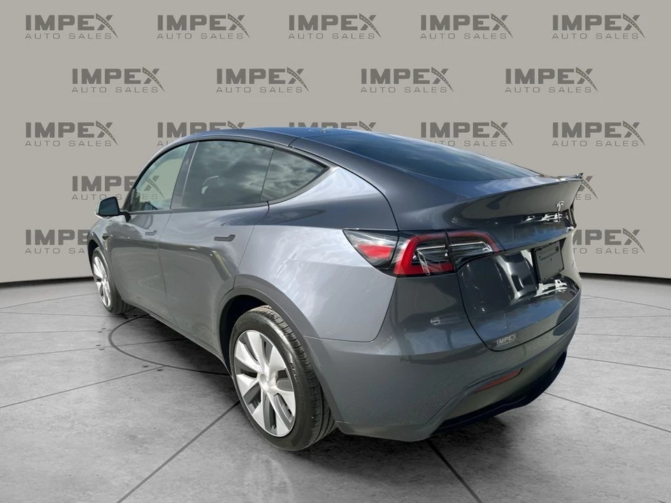 2023 Tesla Model Y - Image 3 of 21