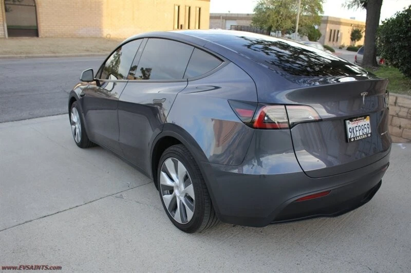 2023 Tesla Model Y - Image 5 of 21