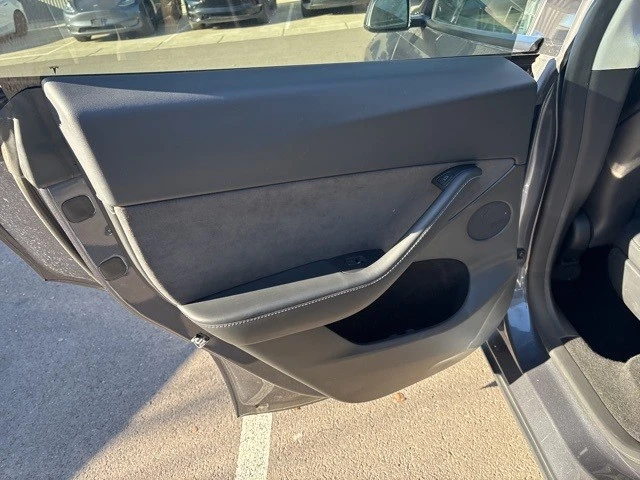 2023 Tesla Model Y - Image 15 of 21