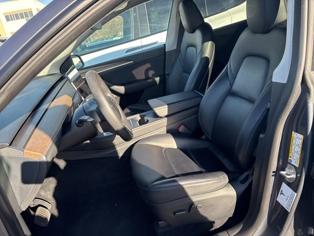 2023 Tesla Model Y - Image 13 of 21