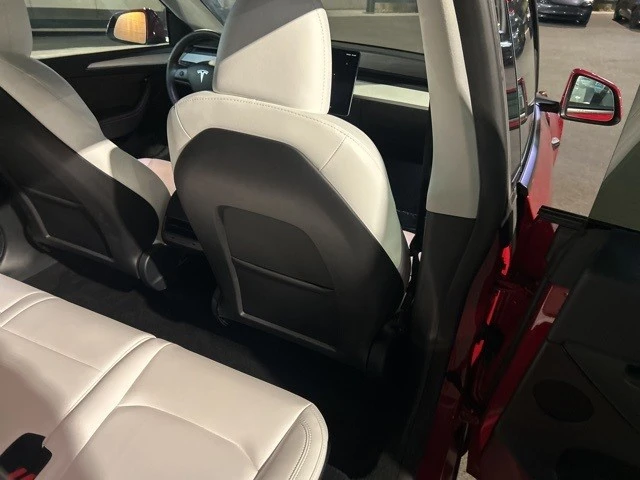 2023 Tesla Model Y - Image 18 of 21
