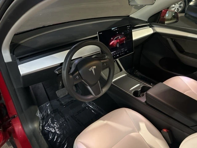 2023 Tesla Model Y - Image 11 of 21