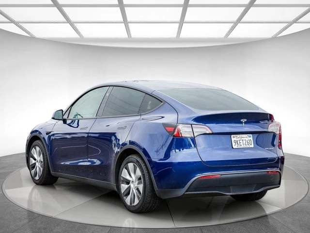 2023 Tesla Model Y - Image 2 of 12