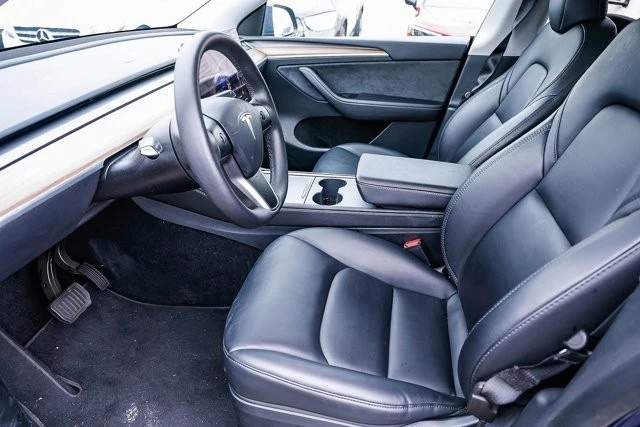 2023 Tesla Model Y - Image 5 of 12