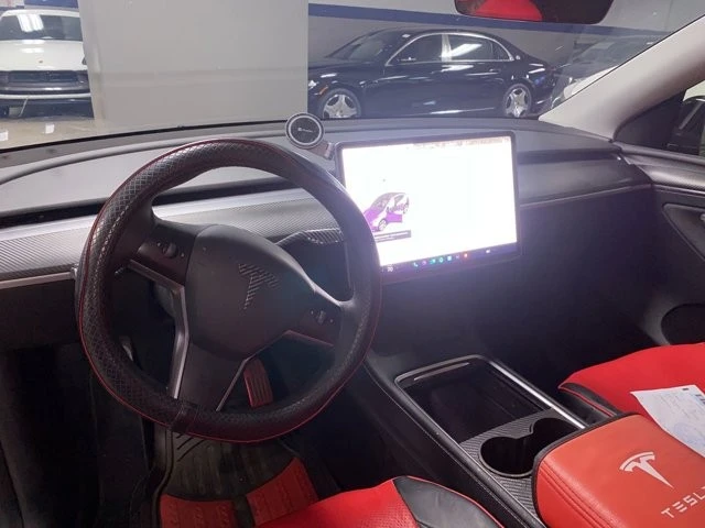 2023 Tesla Model Y - Image 8 of 16