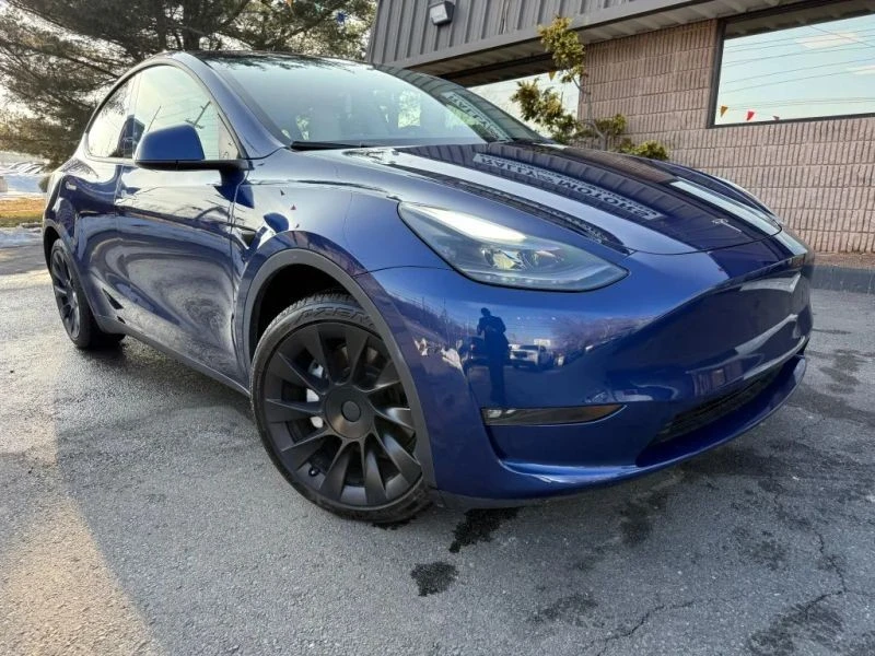 2023 Tesla Model Y - Image 6 of 12
