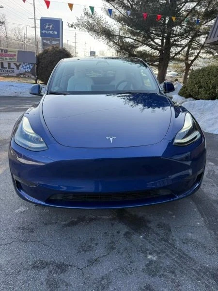 2023 Tesla Model Y - Image 4 of 12