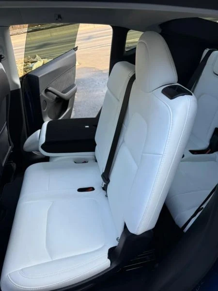 2023 Tesla Model Y - Image 7 of 12
