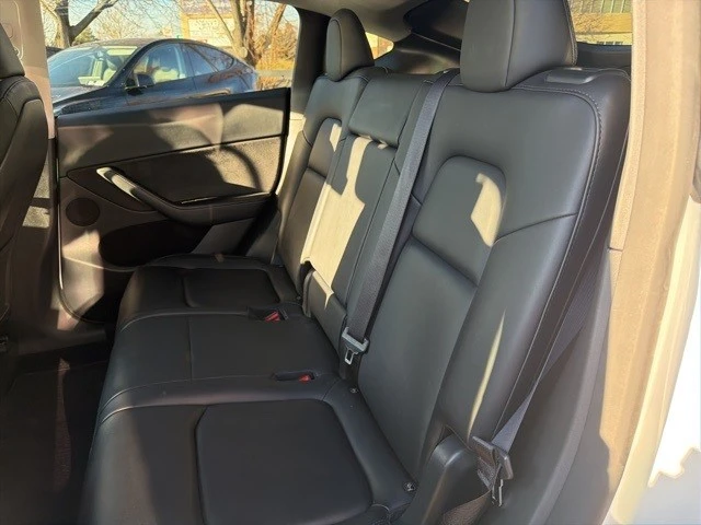 2023 Tesla Model Y - Image 16 of 21
