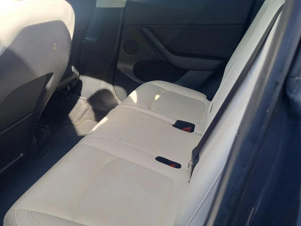 2023 Tesla Model Y - Image 6 of 7