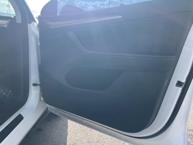 2023 Tesla Model Y - Image 20 of 21