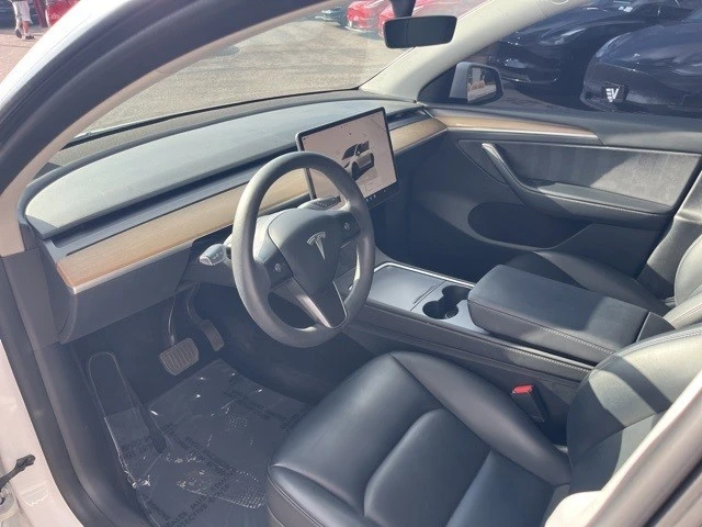 2023 Tesla Model Y - Image 10 of 21