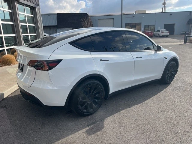 2023 Tesla Model Y - Image 7 of 21