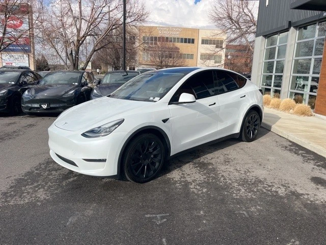 2023 Tesla Model Y - Image 3 of 21