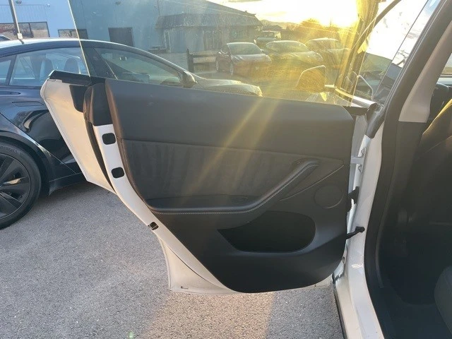 2023 Tesla Model Y - Image 15 of 21