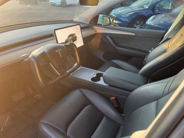 2023 Tesla Model Y - Image 13 of 21