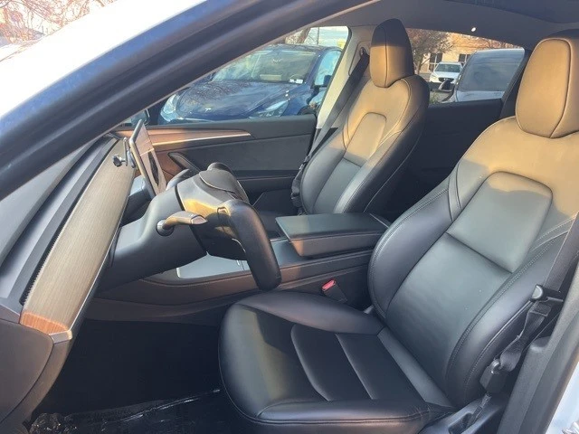 2023 Tesla Model Y - Image 12 of 21