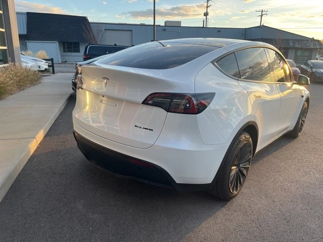 2023 Tesla Model Y - Image 8 of 21