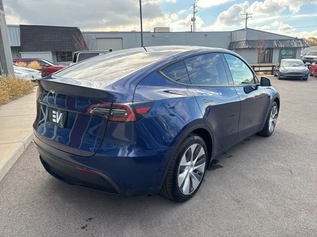 2023 Tesla Model Y - Image 7 of 21