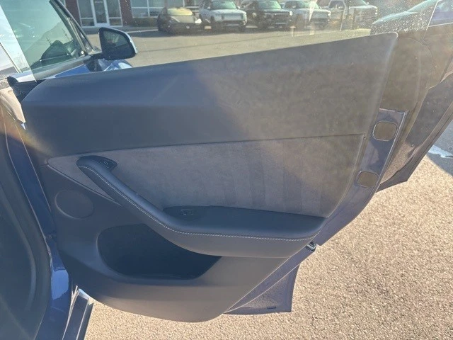2023 Tesla Model Y - Image 20 of 21
