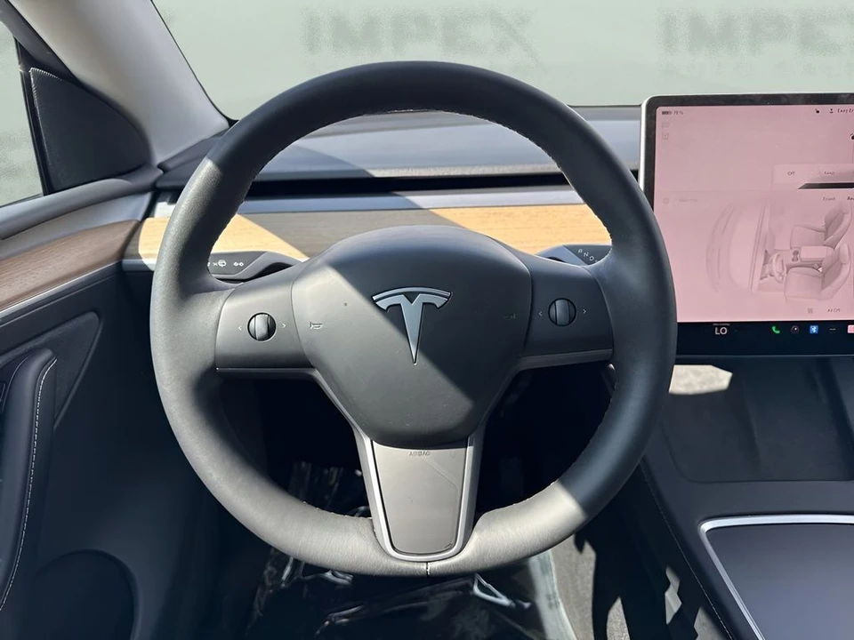2023 Tesla Model Y - Image 15 of 31