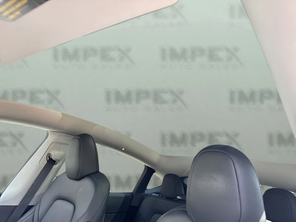 2023 Tesla Model Y - Image 11 of 31