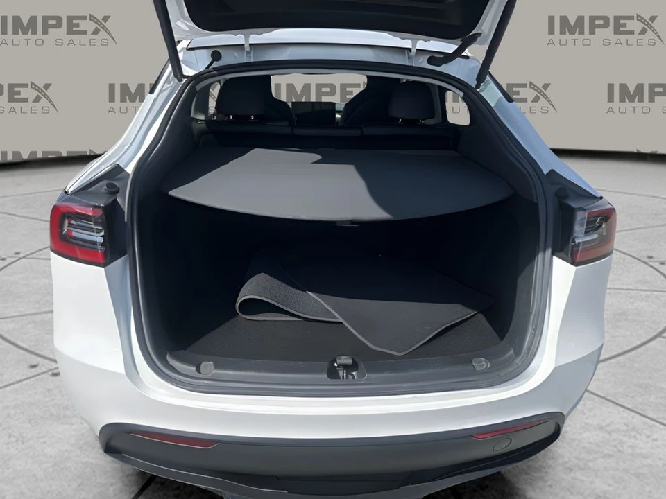 2023 Tesla Model Y - Image 31 of 31