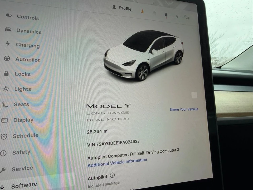 2023 Tesla Model Y - Image 6 of 14
