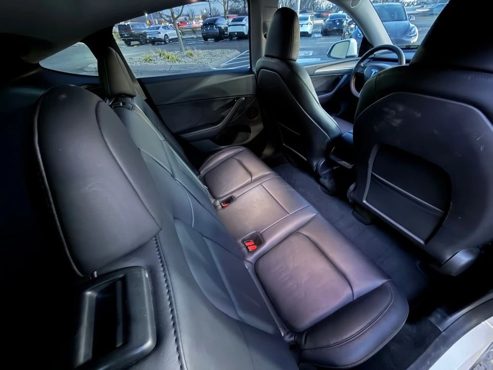2023 Tesla Model Y - Image 13 of 14