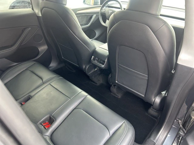 2023 Tesla Model Y - Image 19 of 21