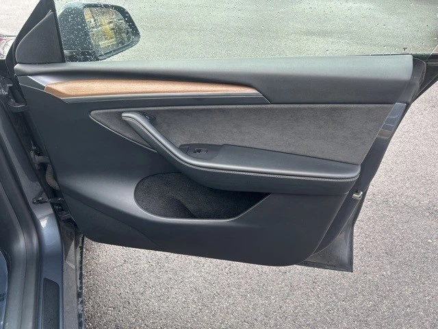 2023 Tesla Model Y - Image 21 of 21