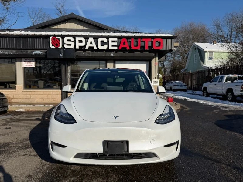 2023 Tesla Model Y - Image 2 of 12
