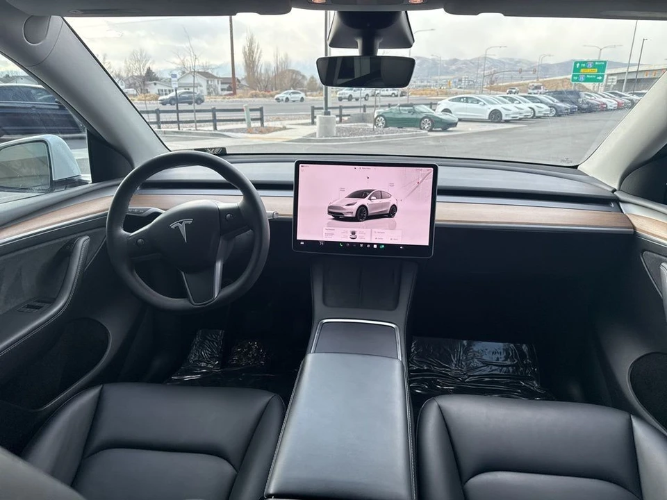 2023 Tesla Model Y - Image 21 of 21