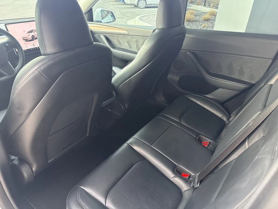 2023 Tesla Model Y - Image 15 of 21