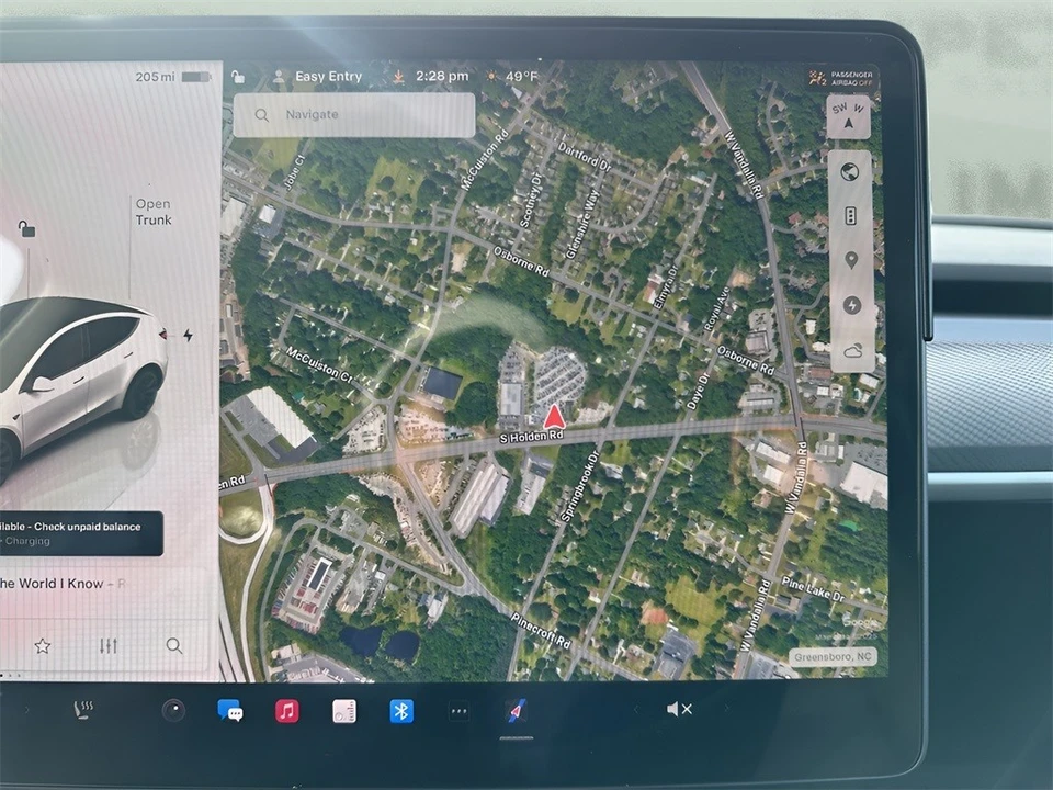 2023 Tesla Model Y - Image 20 of 21