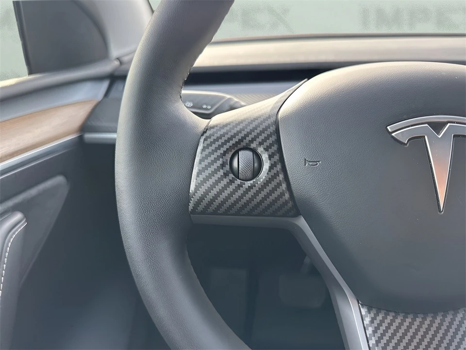 2023 Tesla Model Y - Image 15 of 21