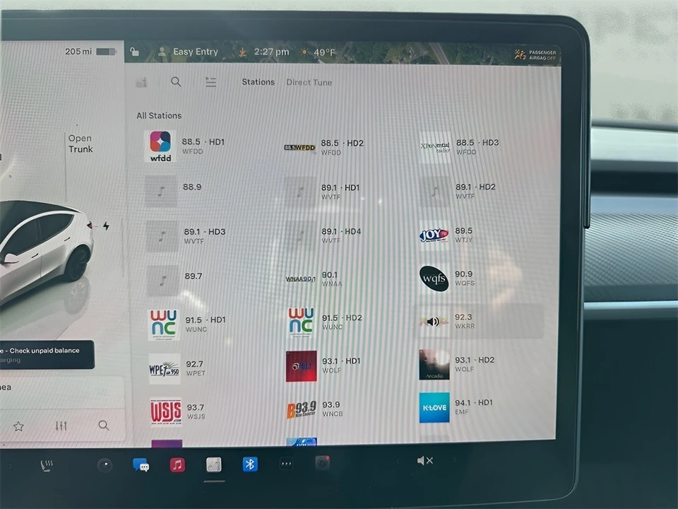 2023 Tesla Model Y - Image 18 of 21