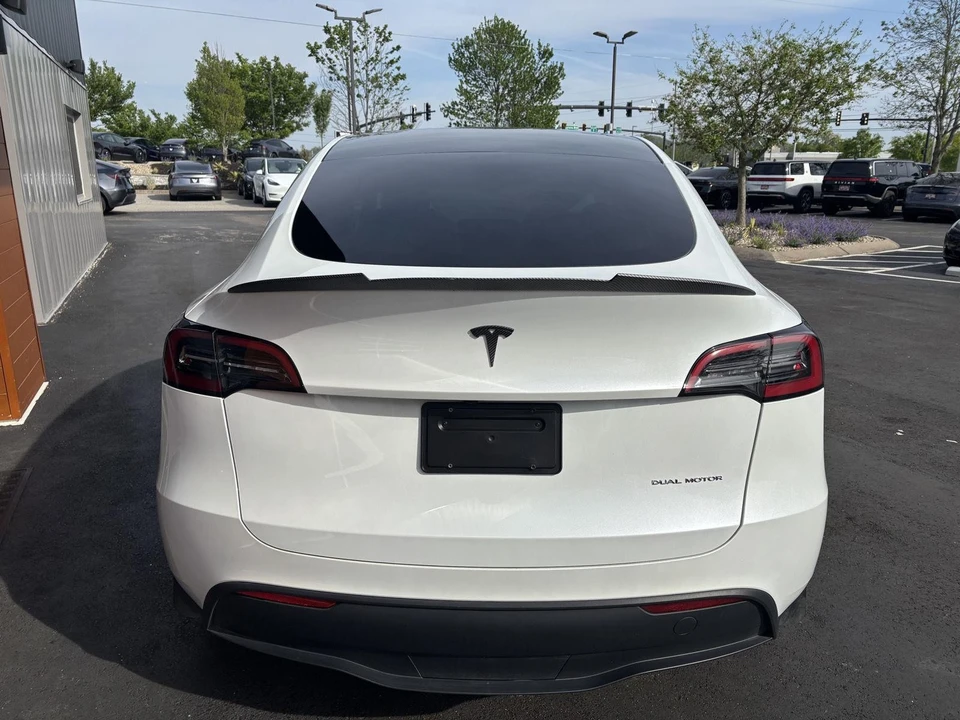 2023 Tesla Model Y - Image 7 of 19