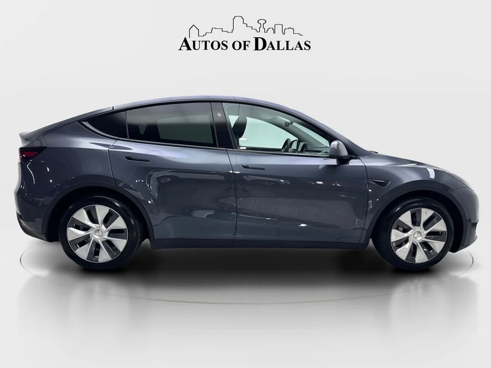 2023 Tesla Model Y - Image 10 of 21