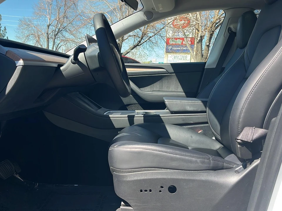 2023 Tesla Model Y - Image 13 of 21