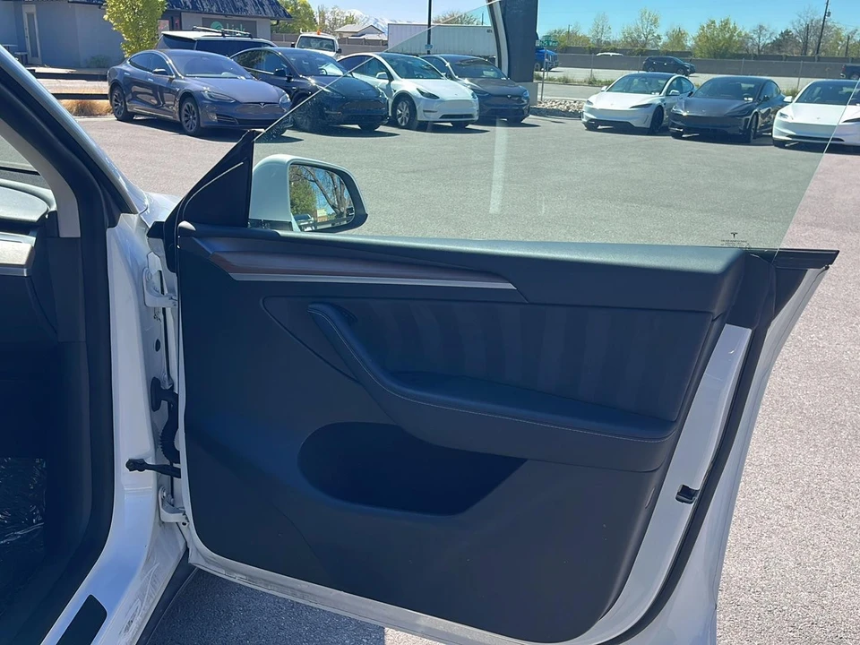 2023 Tesla Model Y - Image 21 of 21