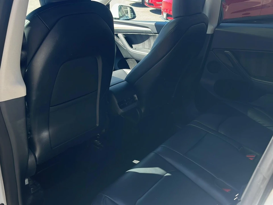 2023 Tesla Model Y - Image 15 of 21