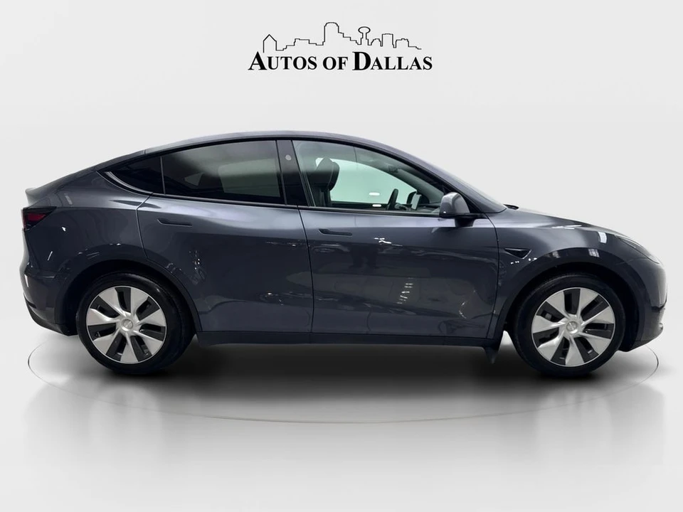 2023 Tesla Model Y - Image 10 of 21