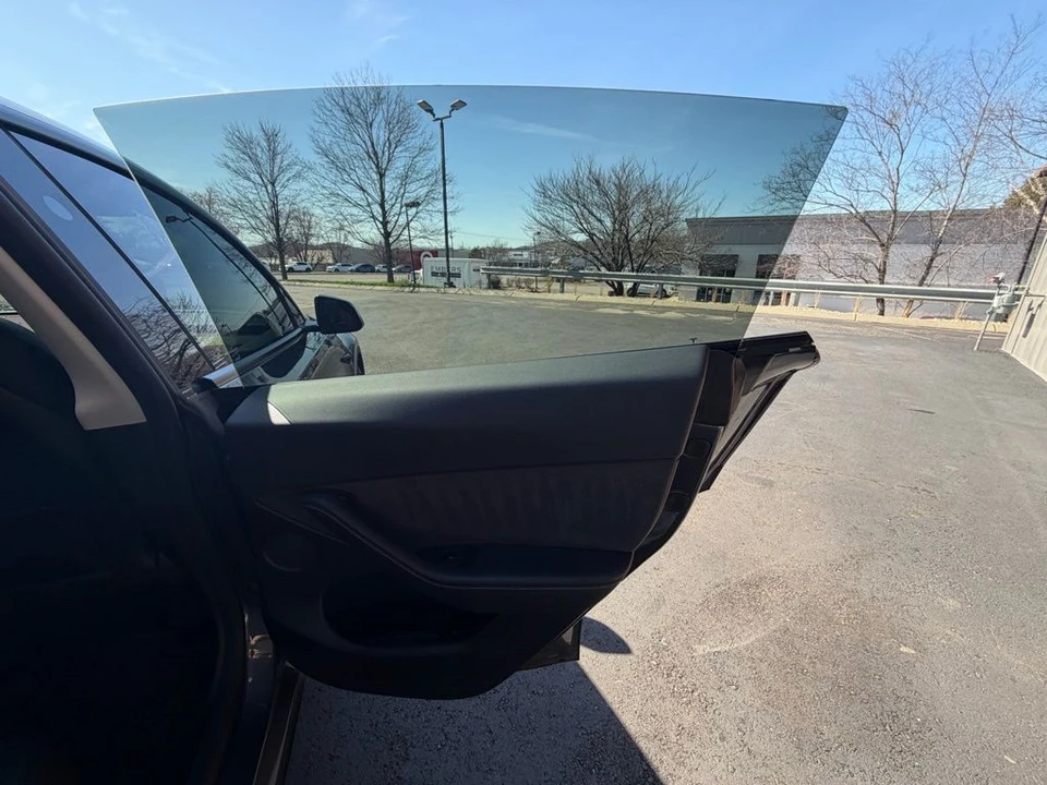 2023 Tesla Model Y - Image 13 of 16